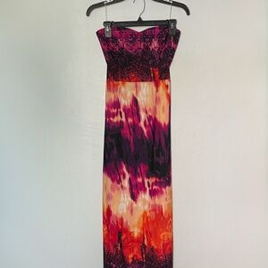 One piece strapless magenta dress